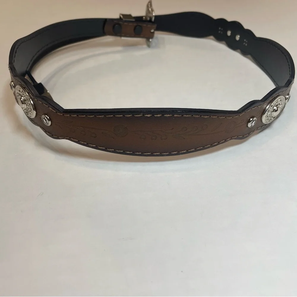 Belt women’s western with silver accents. Floral etched design. 43” long. Used. - Picture 4 of 8